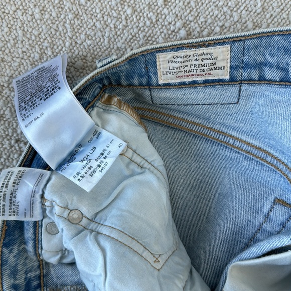 Levi’s 501 Skinny - Picture 3 of 5